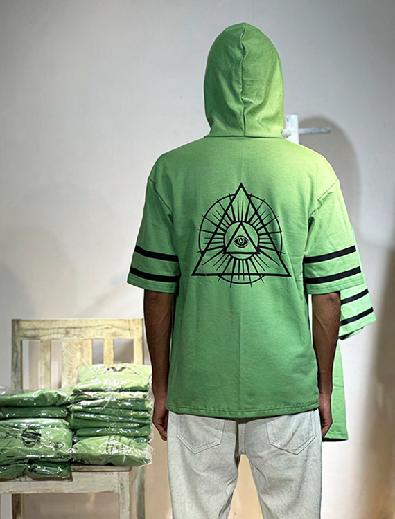 TRIANGLE Printed Tee